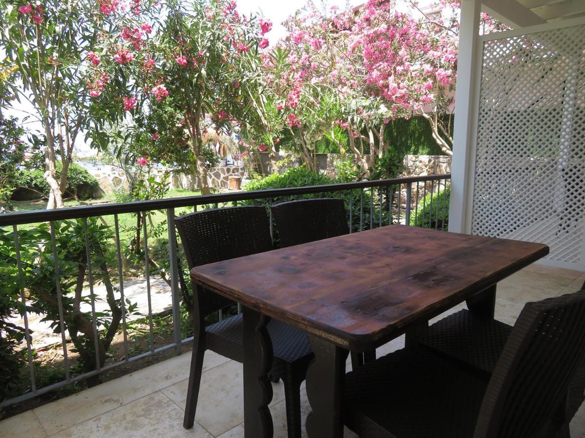 Arriba Pension & Restaurant Gumusluk Luaran gambar
